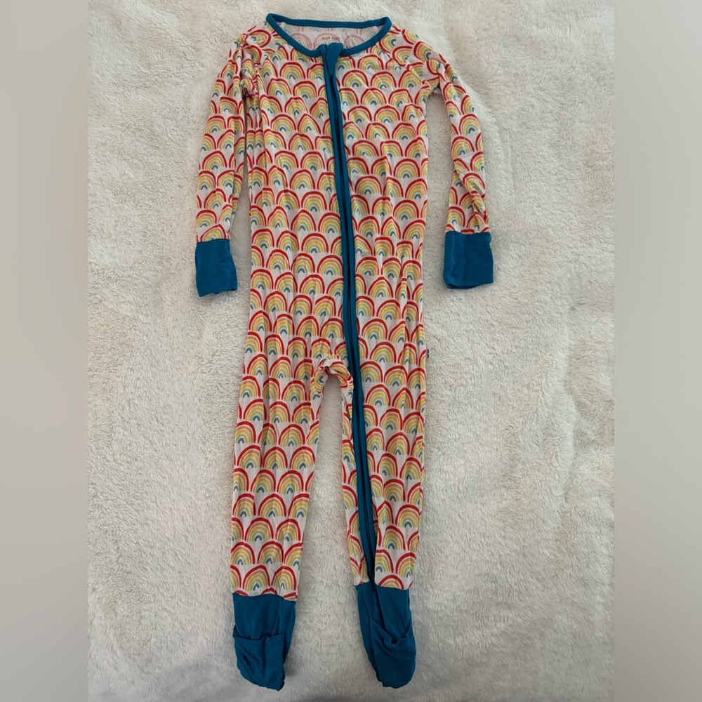 Little Sleepies bright rainbow zippy in size 18-24 months